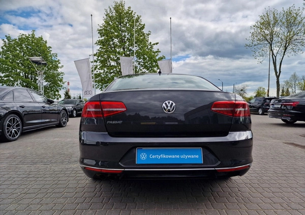 Volkswagen Passat cena 89900 przebieg: 119594, rok produkcji 2018 z Łódź małe 781